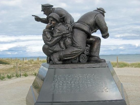 navy-memorial (448x336).jpg